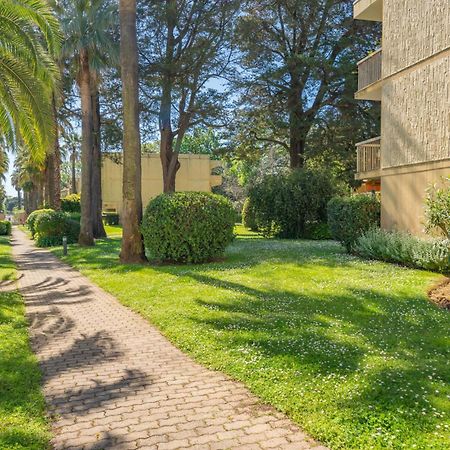Spacious Apartment At A 5 Min Walk From The Beach Antibes Kültér fotó