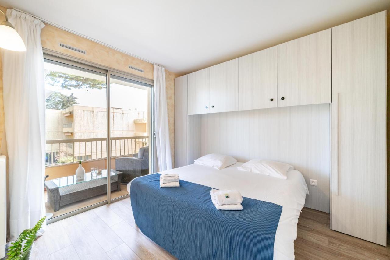 Spacious Apartment At A 5 Min Walk From The Beach Antibes Kültér fotó