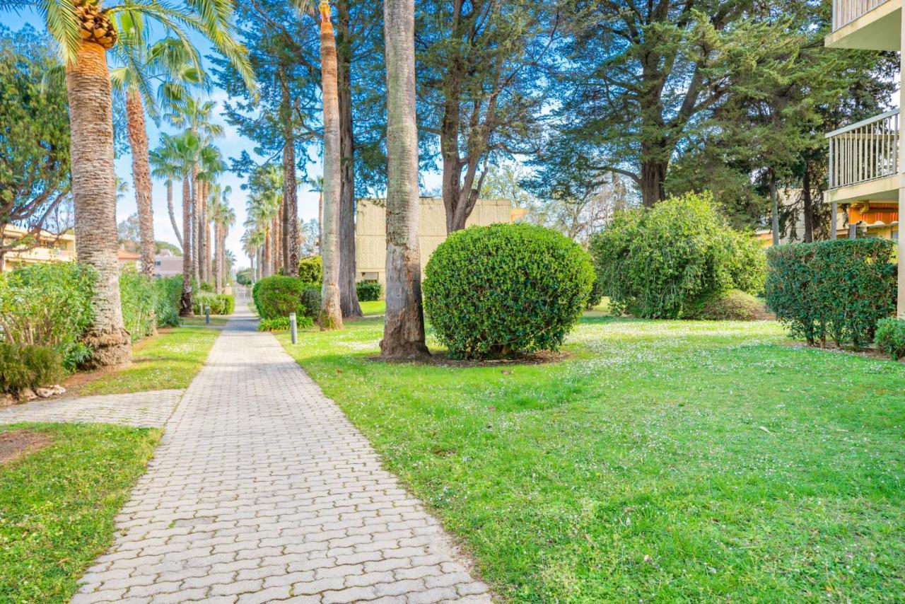 Spacious Apartment At A 5 Min Walk From The Beach Antibes Kültér fotó