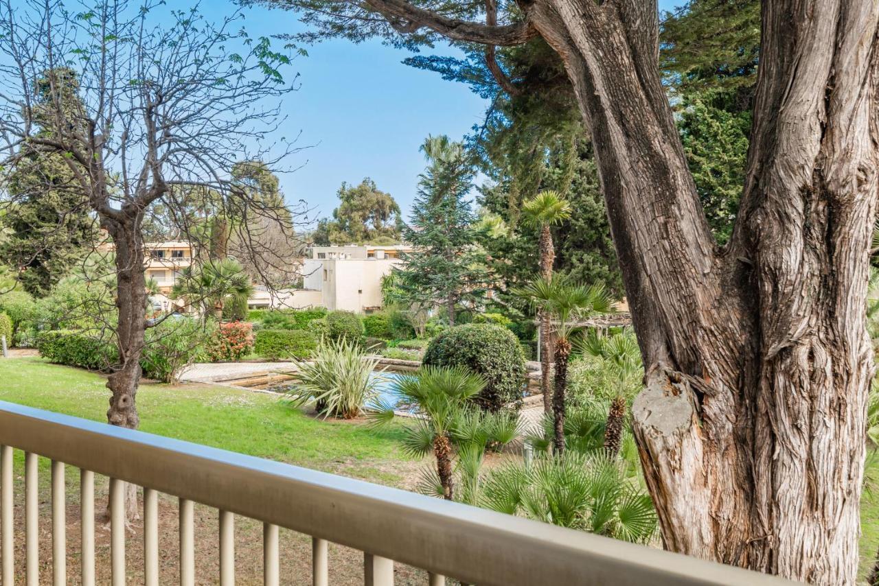 Spacious Apartment At A 5 Min Walk From The Beach Antibes Kültér fotó