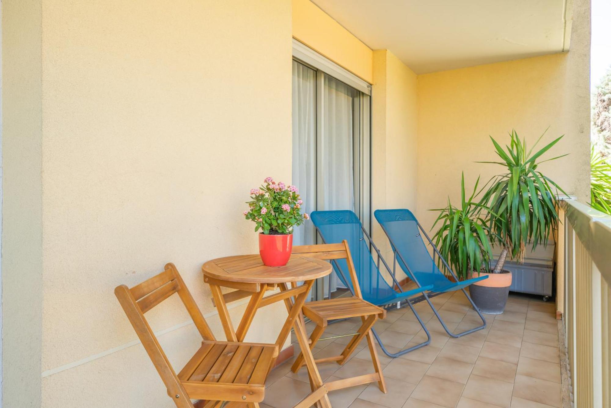 Spacious Apartment At A 5 Min Walk From The Beach Antibes Kültér fotó