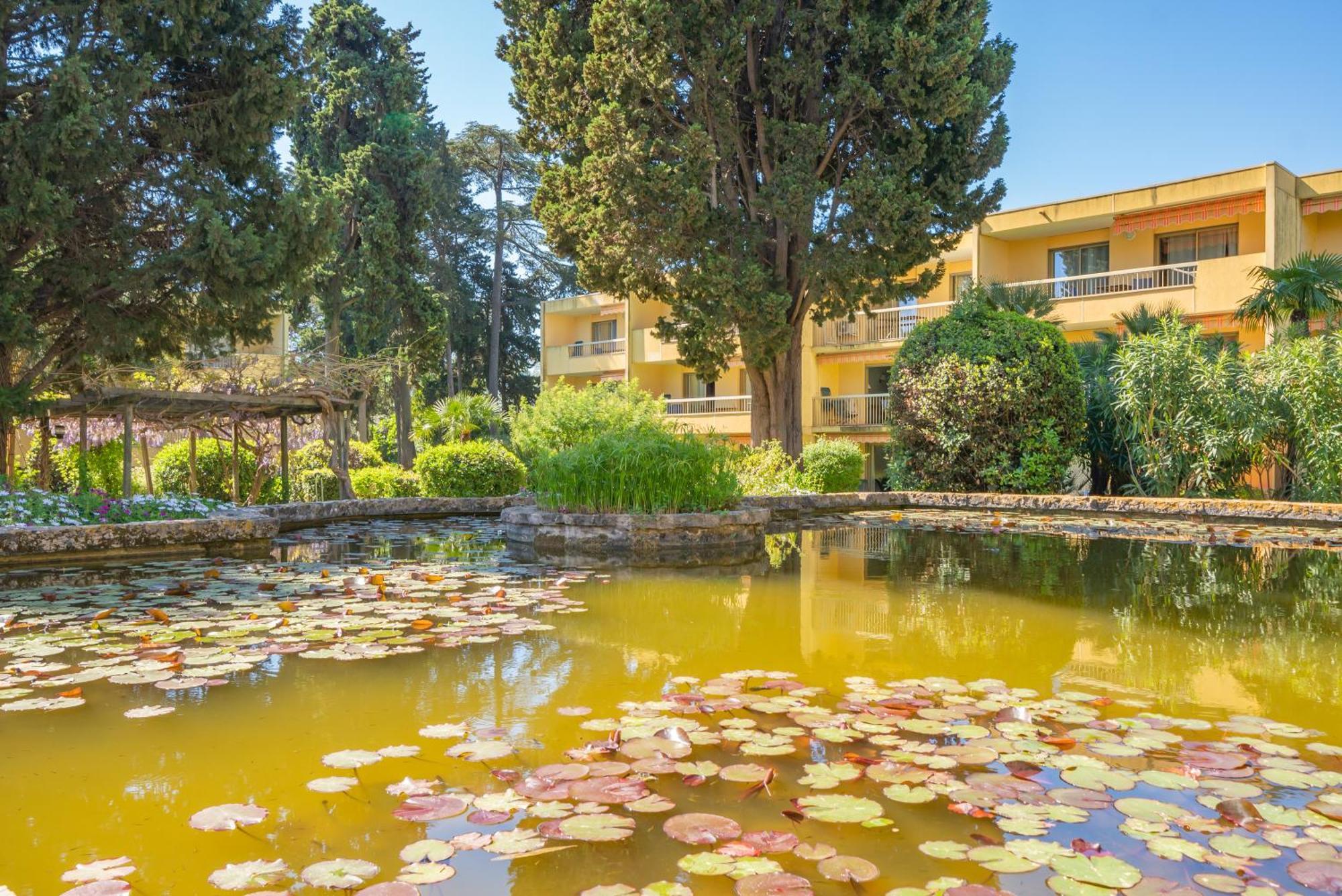 Spacious Apartment At A 5 Min Walk From The Beach Antibes Kültér fotó